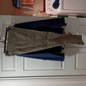 Classic Men's Khaki Chinos